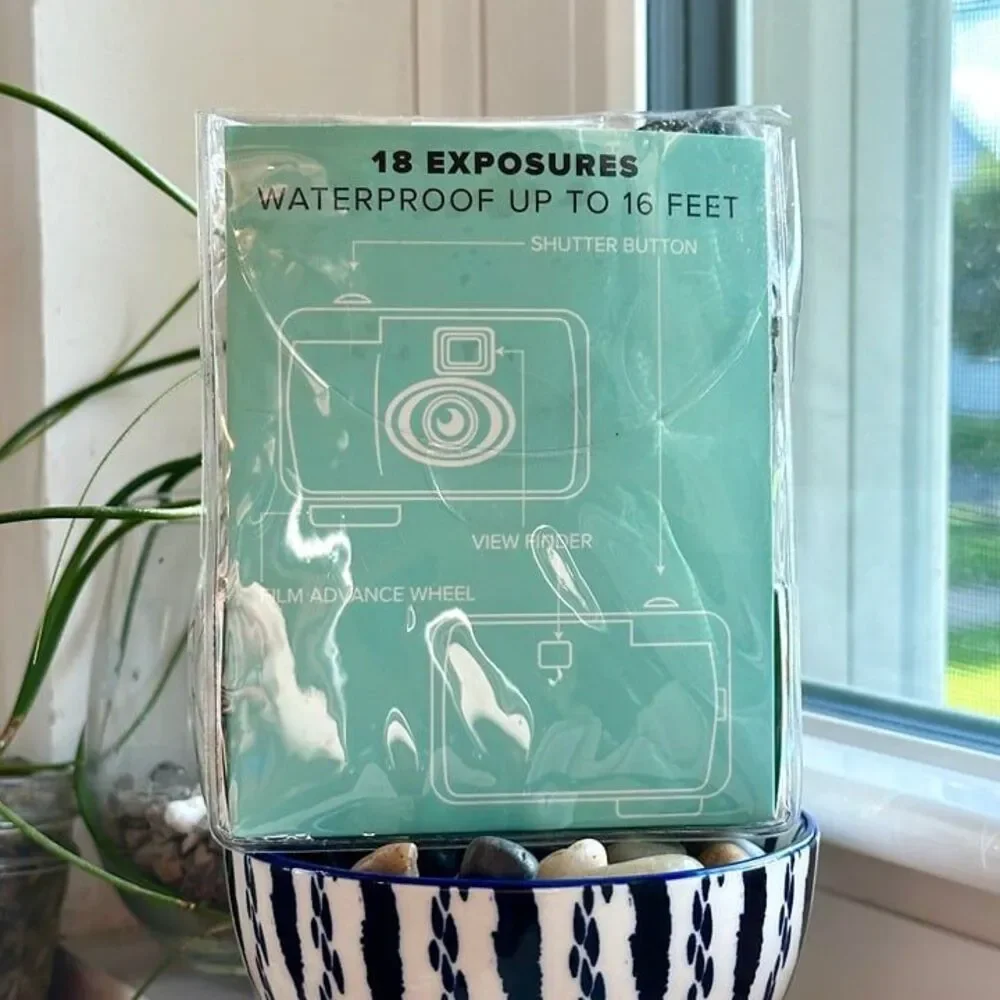 NIB CYLO Pineapple Print Underwater Disposable Camera Waterproof up to 16 Feet